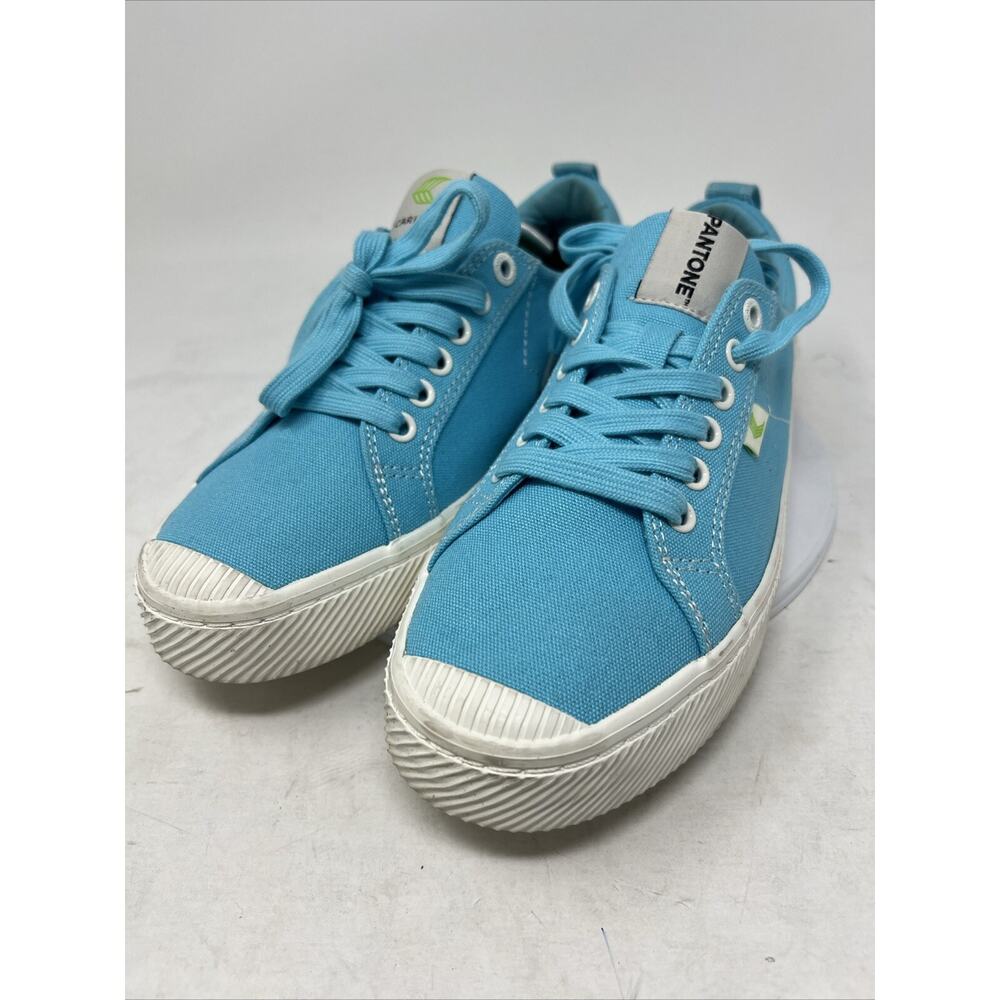 Cariuma x Pantone WMNS 10 Capri Blue Oca Low Canvas Contrast Thread Sneakers - Picture 3 of 5